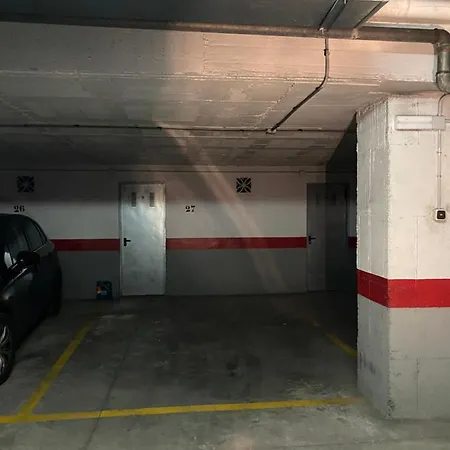 Private Terrace & Free Parking Apartman Málaga